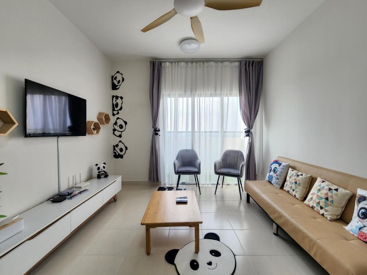 Netflix Panda House 3B2R Rimbayu Kota Kemuning With Atari Games Apartment Teluk Panglima Garang Exterior photo